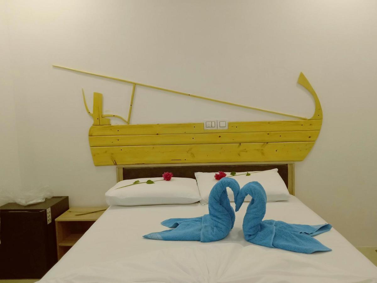 Maalhos Thila Inn ภายนอก รูปภาพ